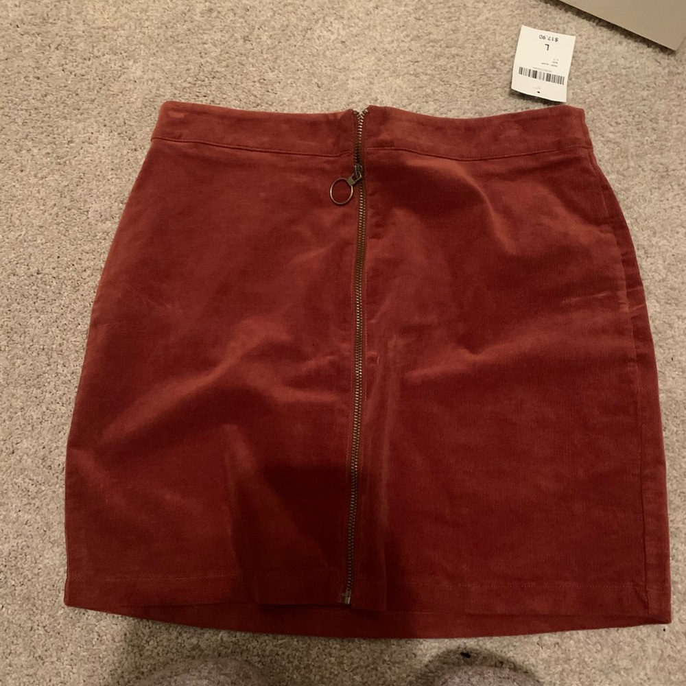 Velvet skirt